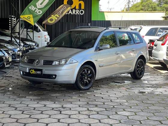 RENAULT MEGANE 1.6 DYNAMIQUE GRAND TOUR 16V FLEX 4P MANUAL RENAULT MEGANE 1.6 DYNAMIQUE GRAND TOUR 16V FLEX 4P MANUAL